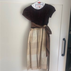Kids dress size 6